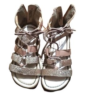 The Children's Place Toddler Girls Rose‎ Gold Gladiator Sandals Size 7 Strappy